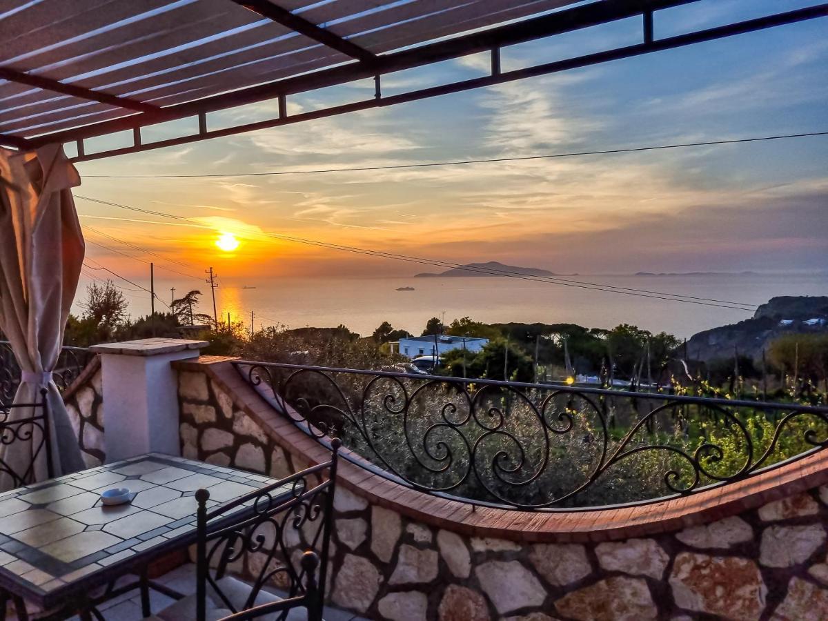Casa Astra Acomodação com café da manhã Anacapri  Exterior foto