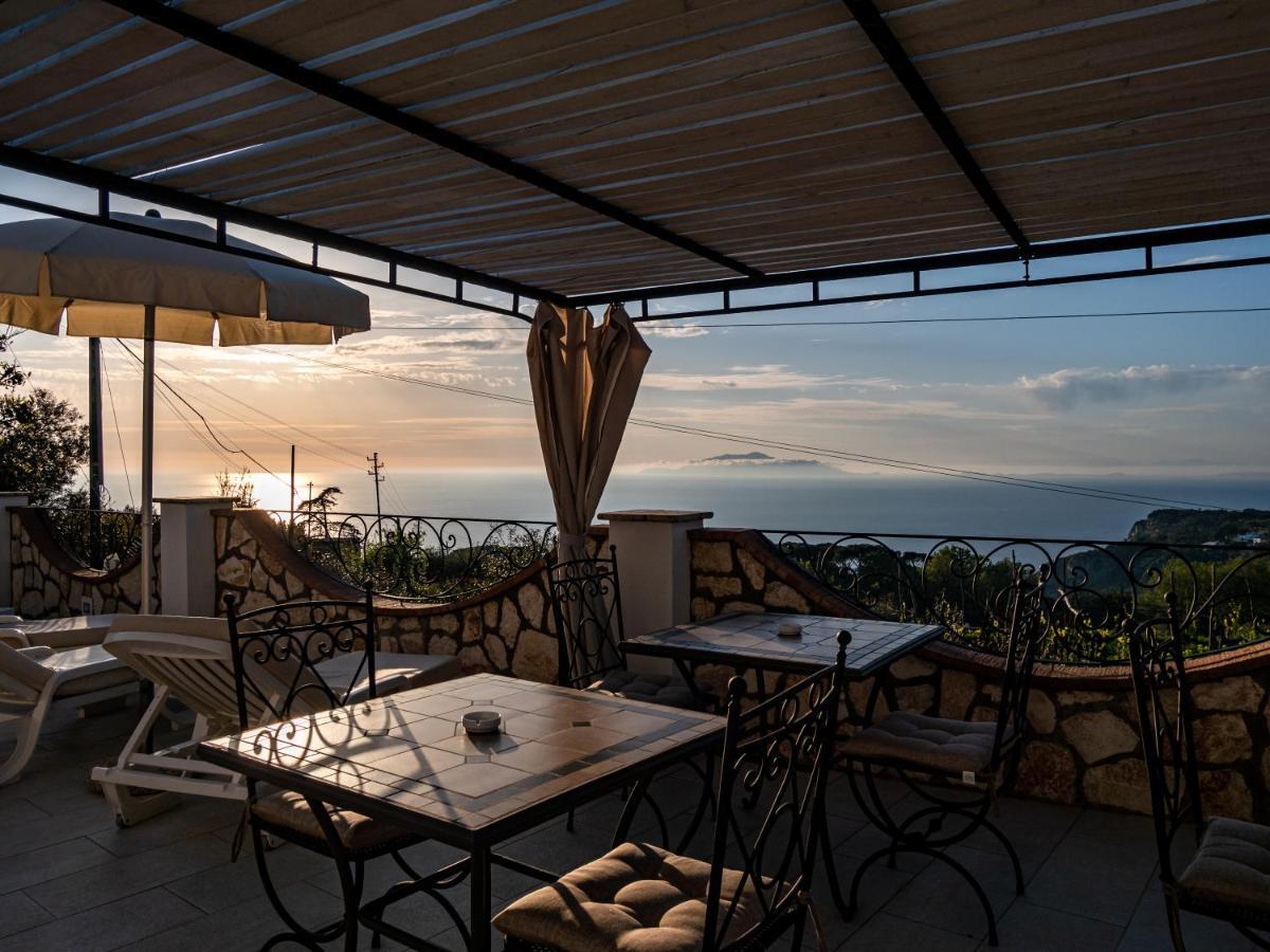 Casa Astra Acomodação com café da manhã Anacapri  Exterior foto